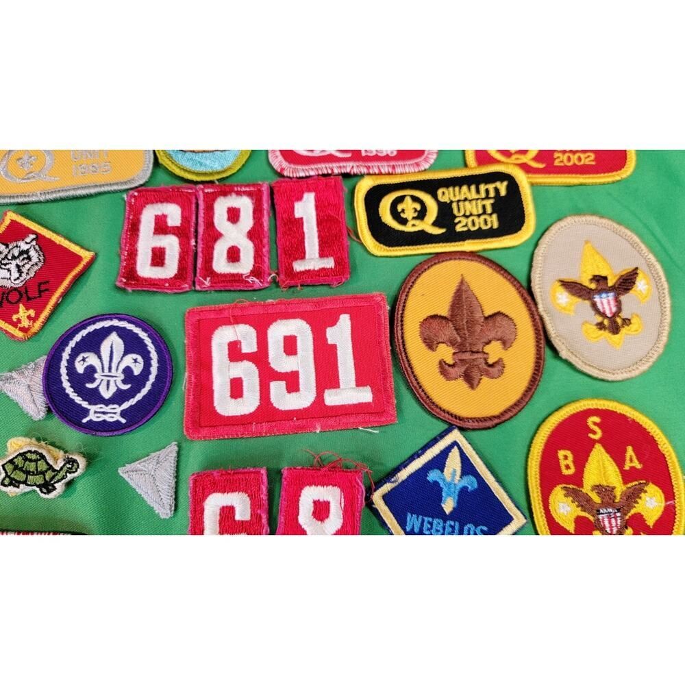 Vtg Lot Boy Scout Patches Webelos Wolf BSA 1994-2002 Quality Unit Embroidered - Picture 6 of 10